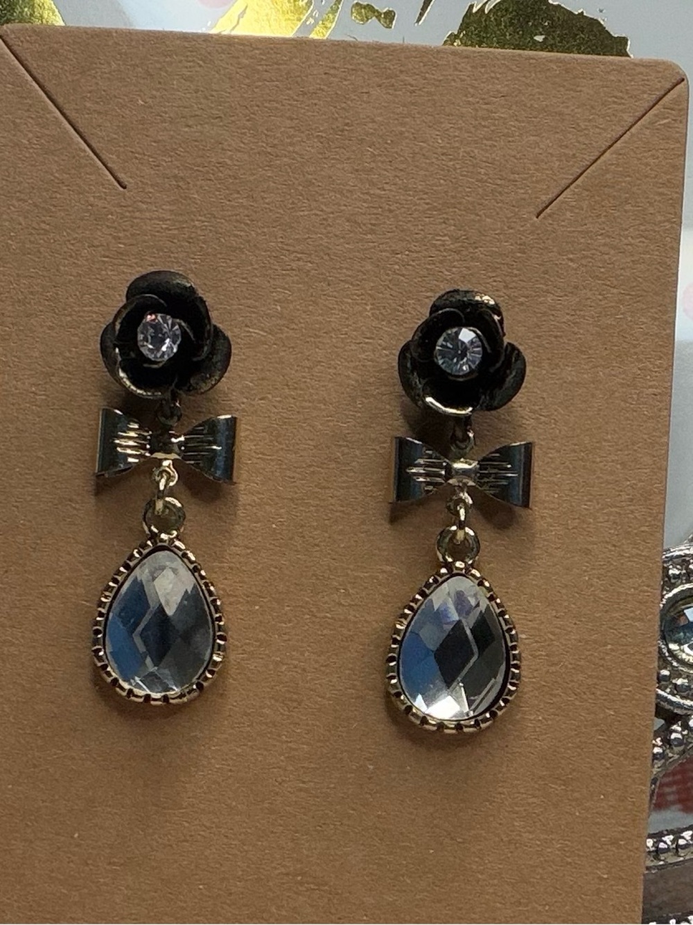 Victorian Rose Ribbon Bow Teardrop Crystal Drop Earrings Burnished Gold EUC